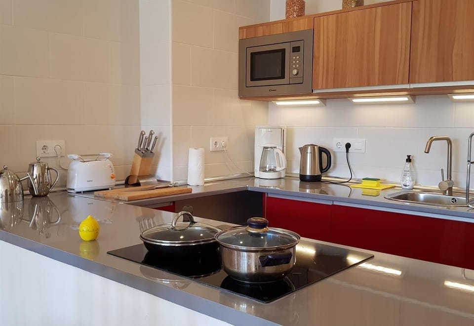 Kitchen or kitchenette, Living room
