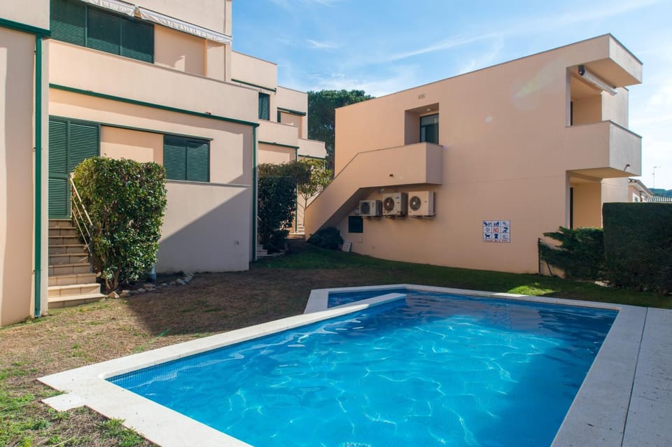 Costabravaforrent Pedró House in L'Escala
