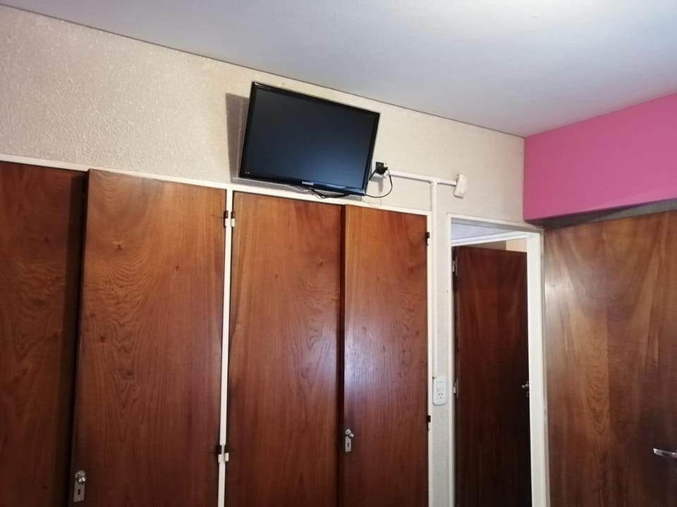Mar y Bosque - Apartamento 1er piso - 2 adultos y 2 o 3 niños - Zona Norte Apartment in Villa Gesell