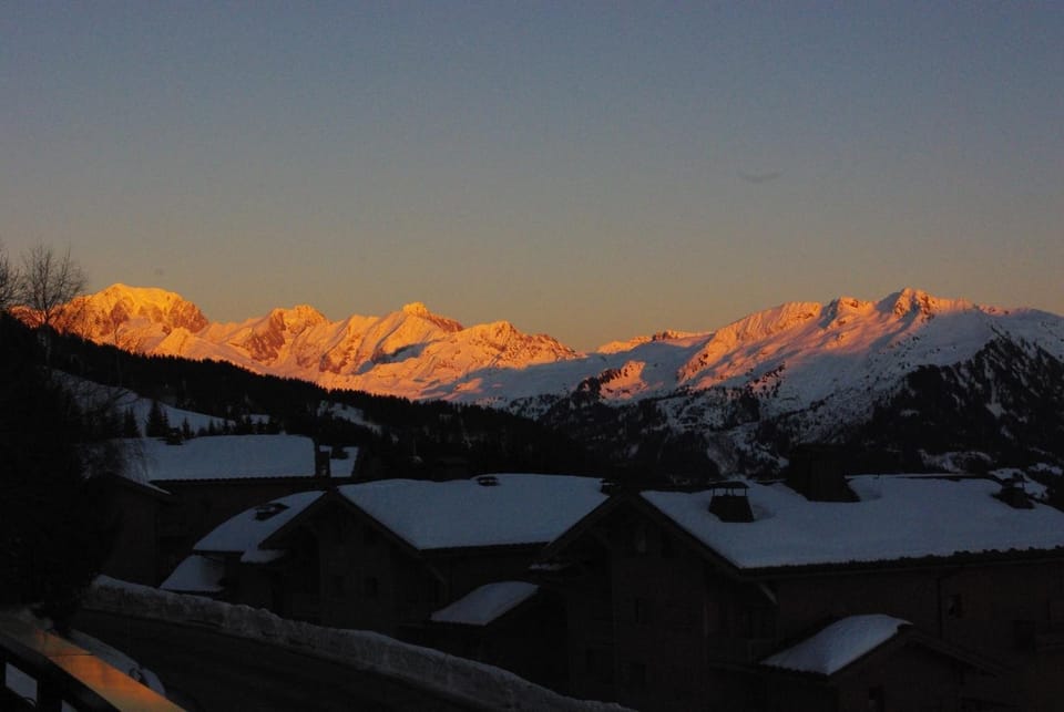 Nearby landmark, Natural landscape, Winter, Mountain view, Sunset