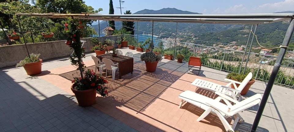 Quinto Canto Moneglia House in Moneglia