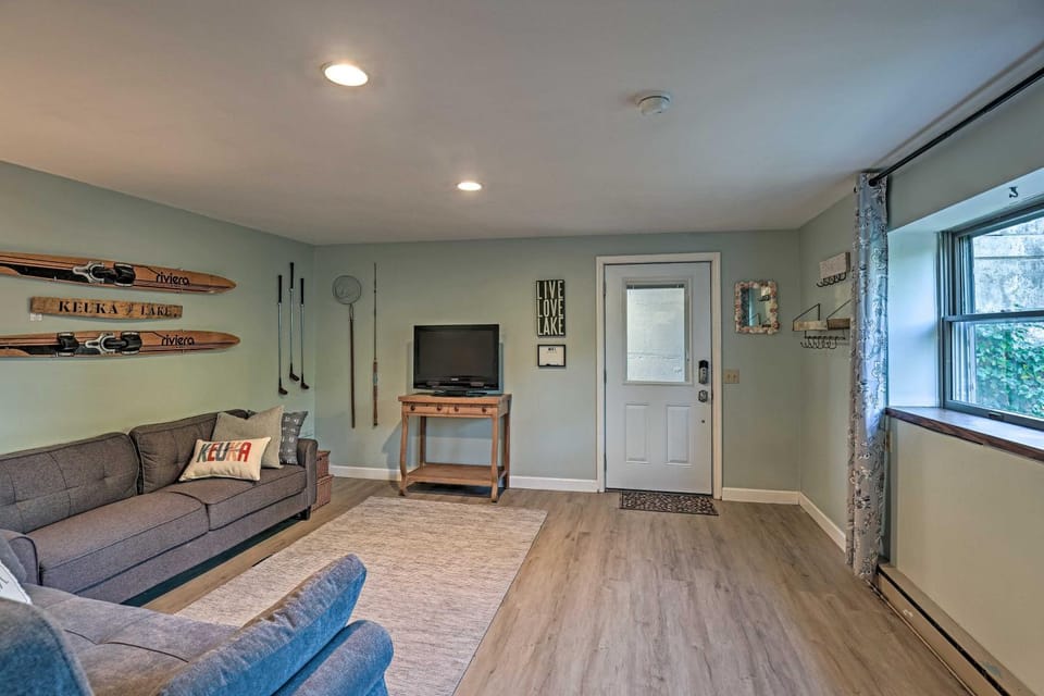 Newly Renovated Penn Yan Apartment < 1 Mi to Lake! Apartment in Penn Yan