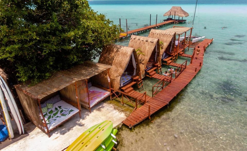 Restaurant/places to eat, Off site, Solarium, Lake view, Entertainment