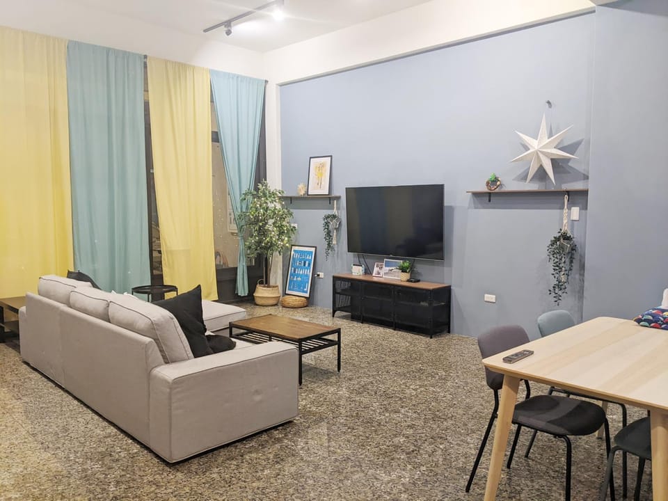 Living room, On site