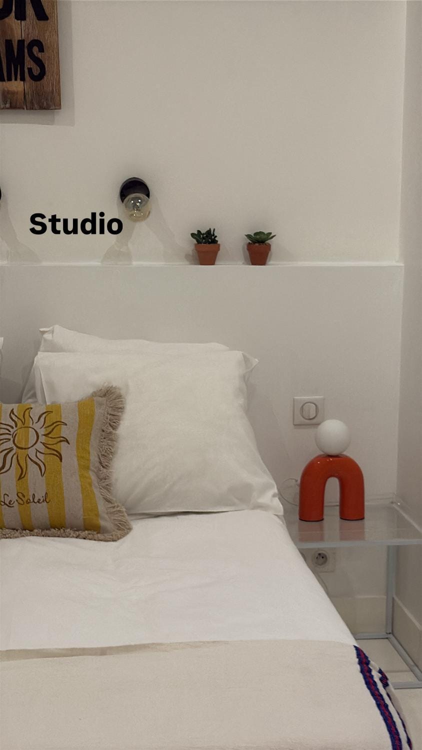 Sainte Apartments Apartment in Marseille