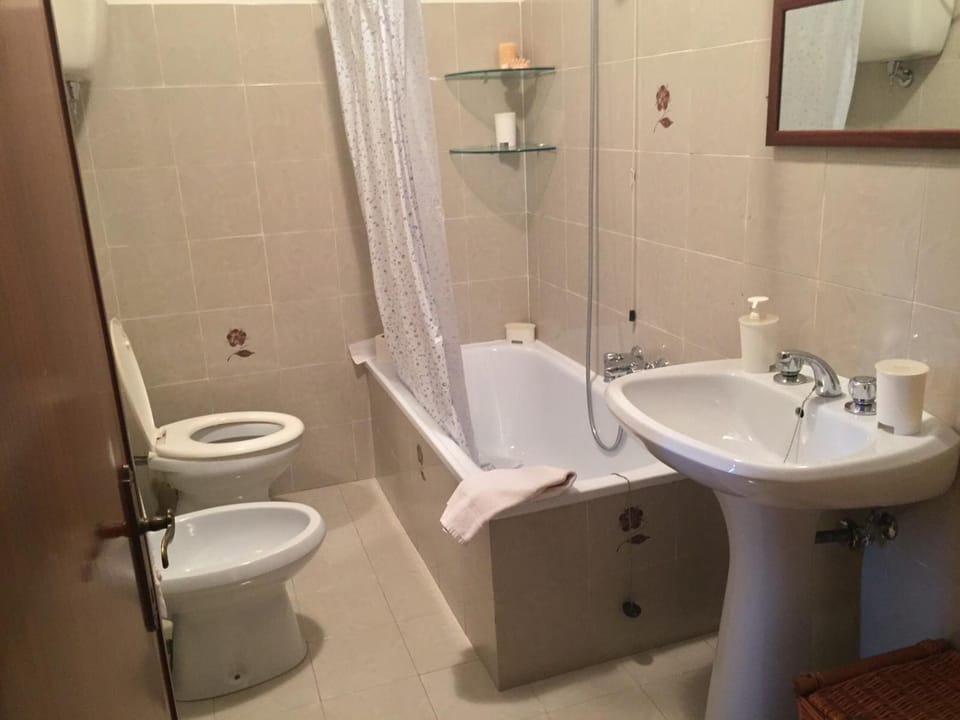 Bathroom, Bath