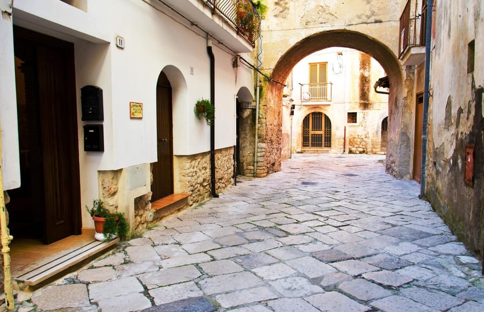 Property building, Facade/entrance, Street view