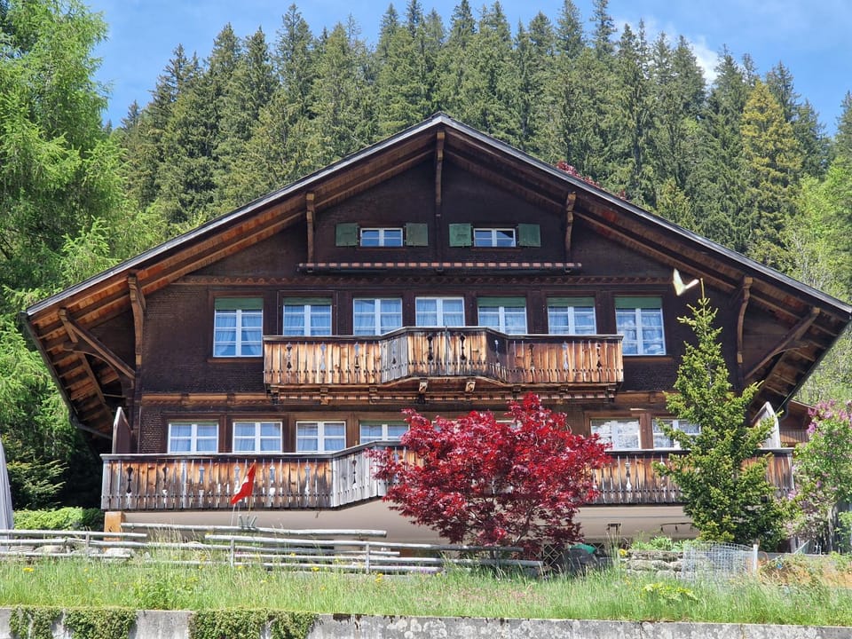 Chalet Gotthelf Gartenstudio, Ferien mit Hund Apartment in Adelboden