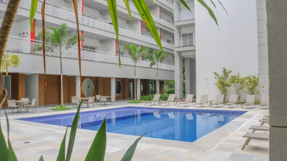 Property building, Swimming pool, Swimming pool
