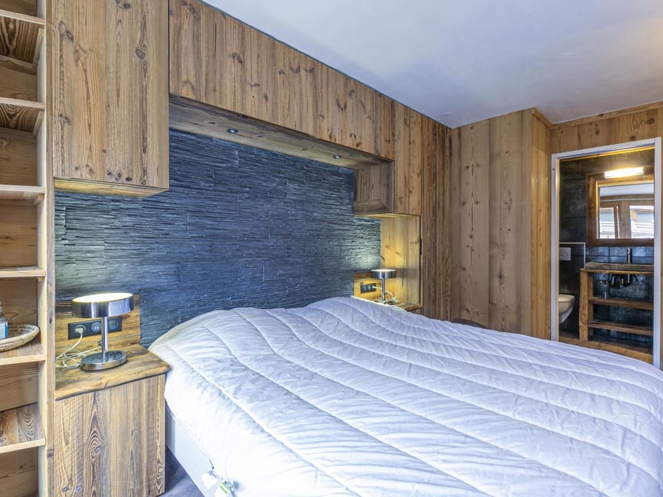 Appartement central Val d'Isère, ski aux pieds, 2 chambres, Wifi - FR-1-519-31 Apartment in Val dIsere