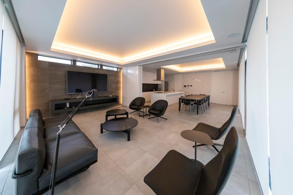 Living room, Seating area, Meeting/conference room