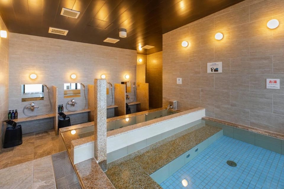 Public Bath, Public Bath