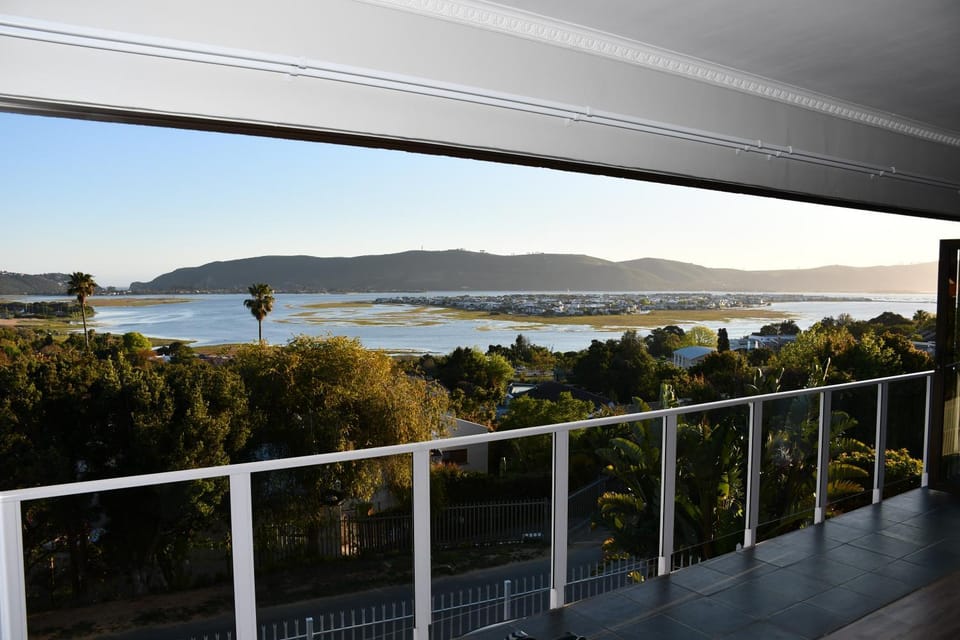 Balcony/Terrace, River view