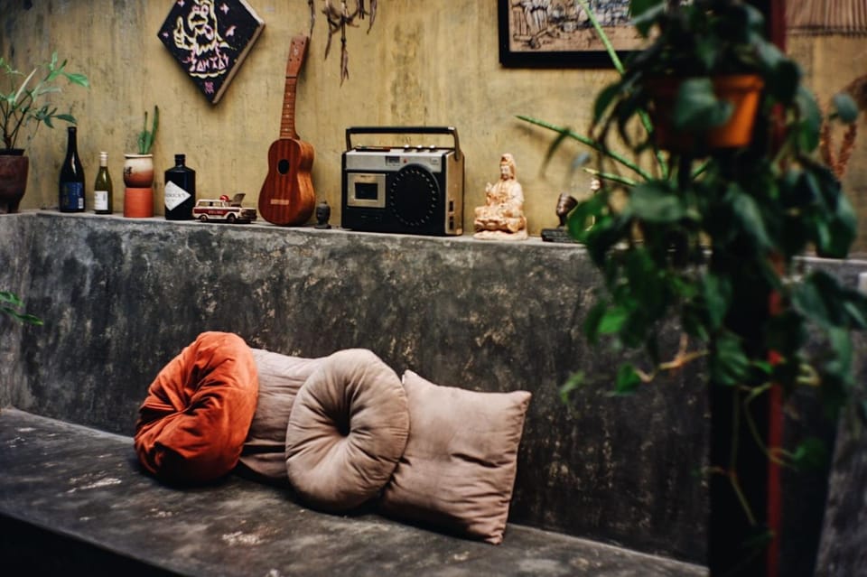 Seating area