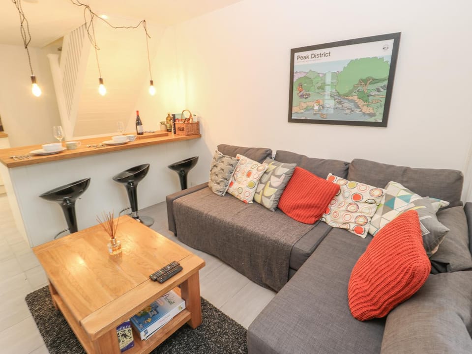 Stable Cottage House in Amber Valley