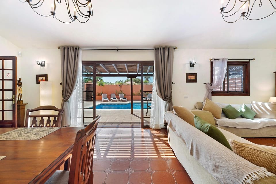 Property building, Living room