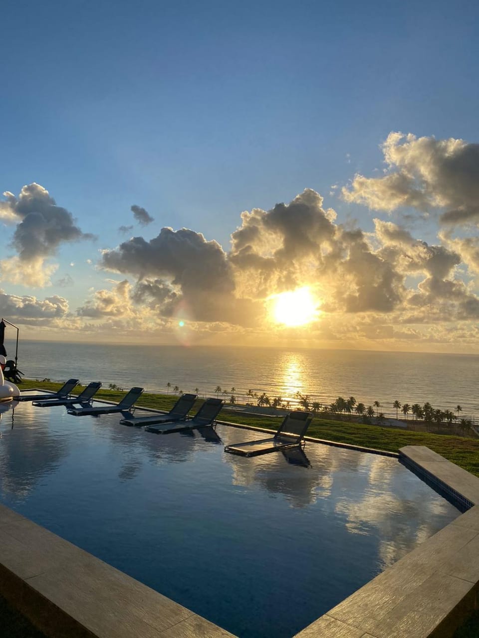 Swimming pool, Sunrise