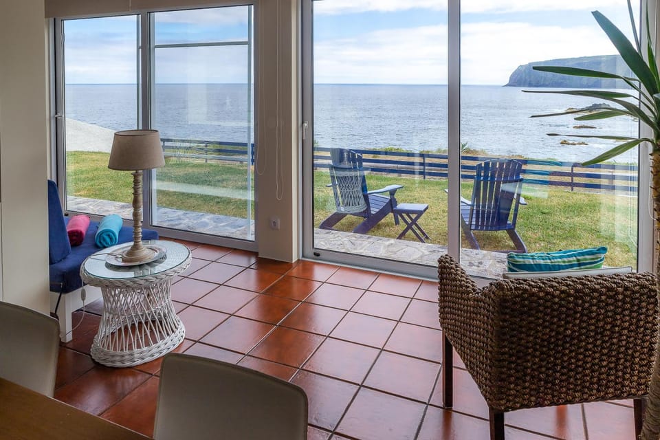 Living room, Sea view