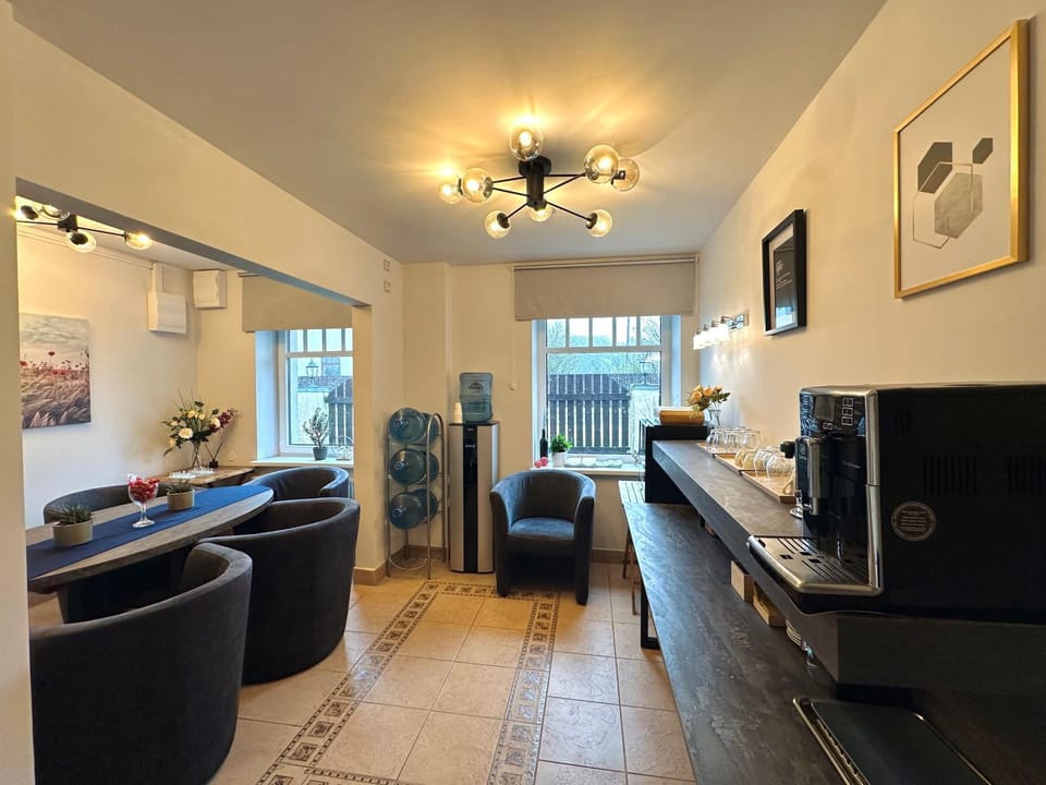 Coffee/tea facilities, Lobby or reception, Seating area