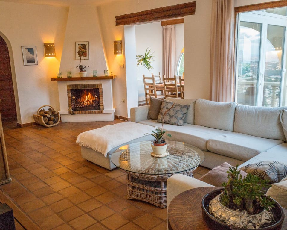 Living room, Seating area, flat iron