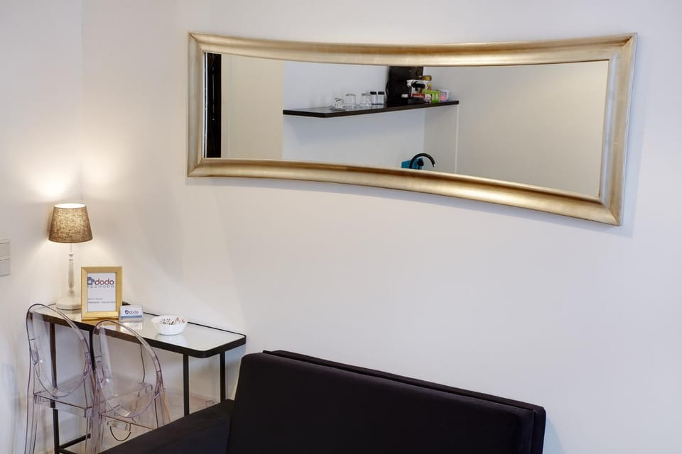 Living room, Decorative detail, Seating area
