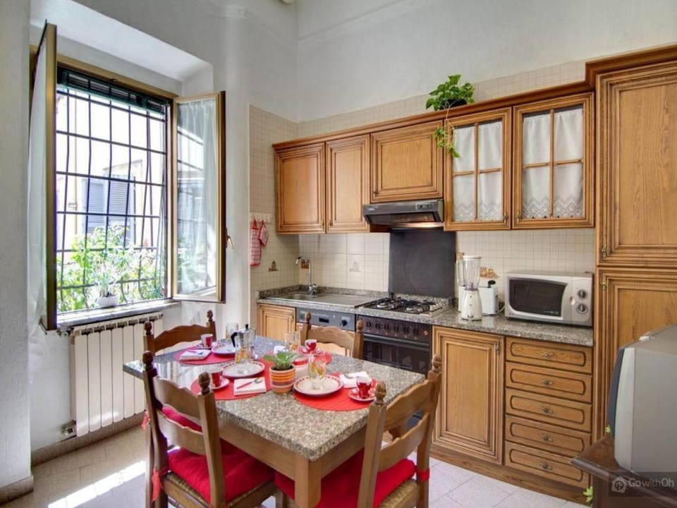 Oltre le Mura Apartment in Rome