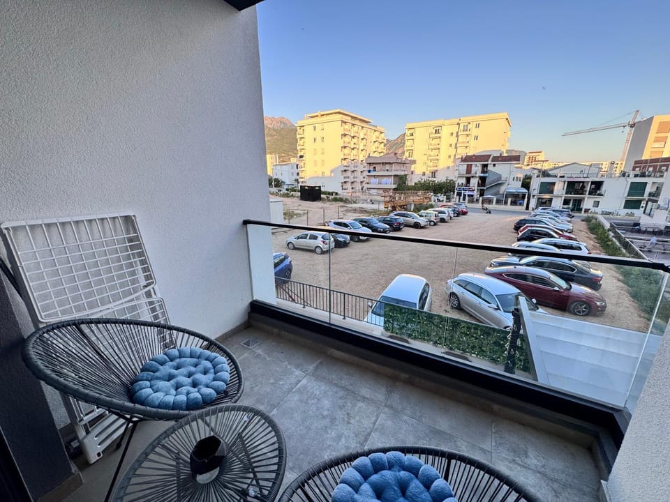 Lux Stanovi Vucetic Apartment in Montenegro