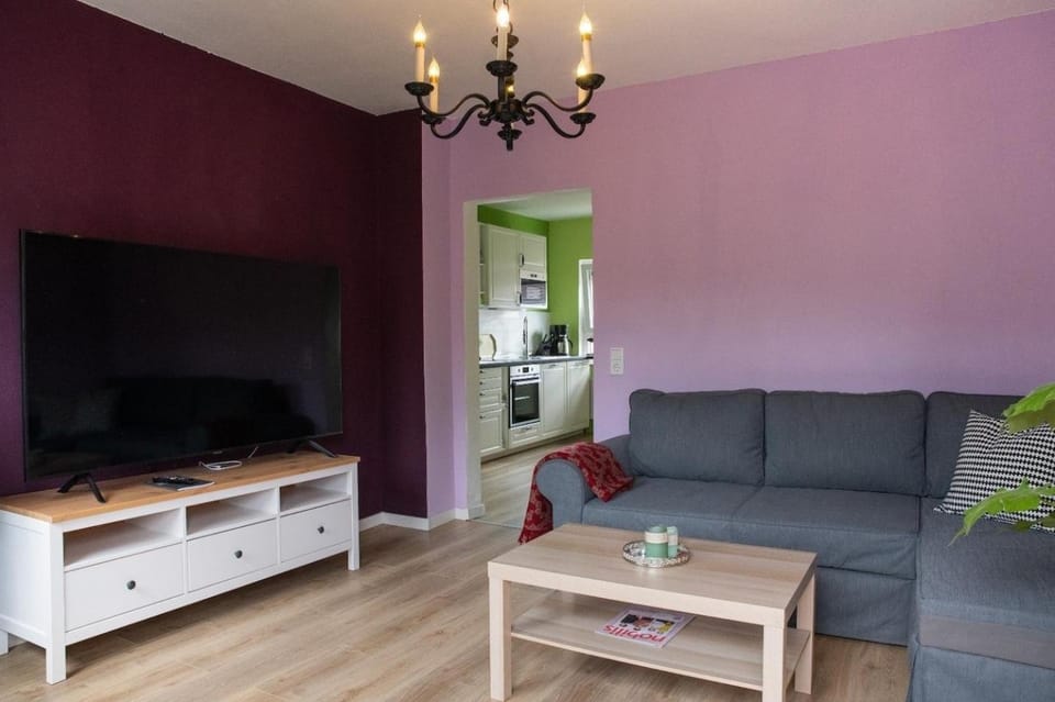 farbenfrohe Ferienwohnung Apartment in Detmold