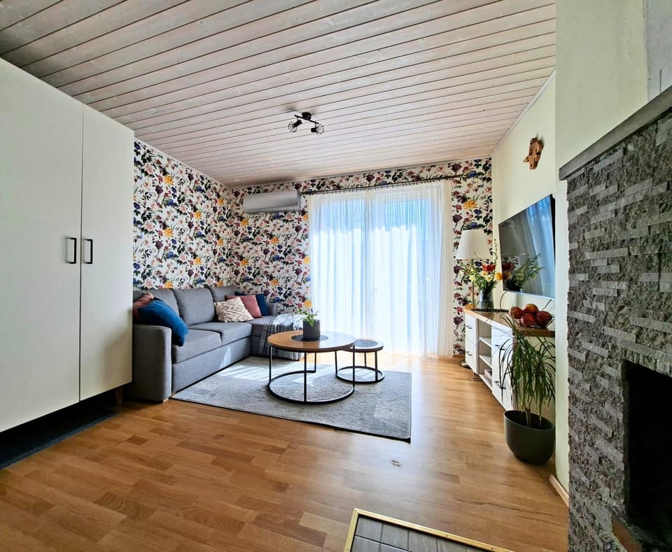 Living room, fireplace