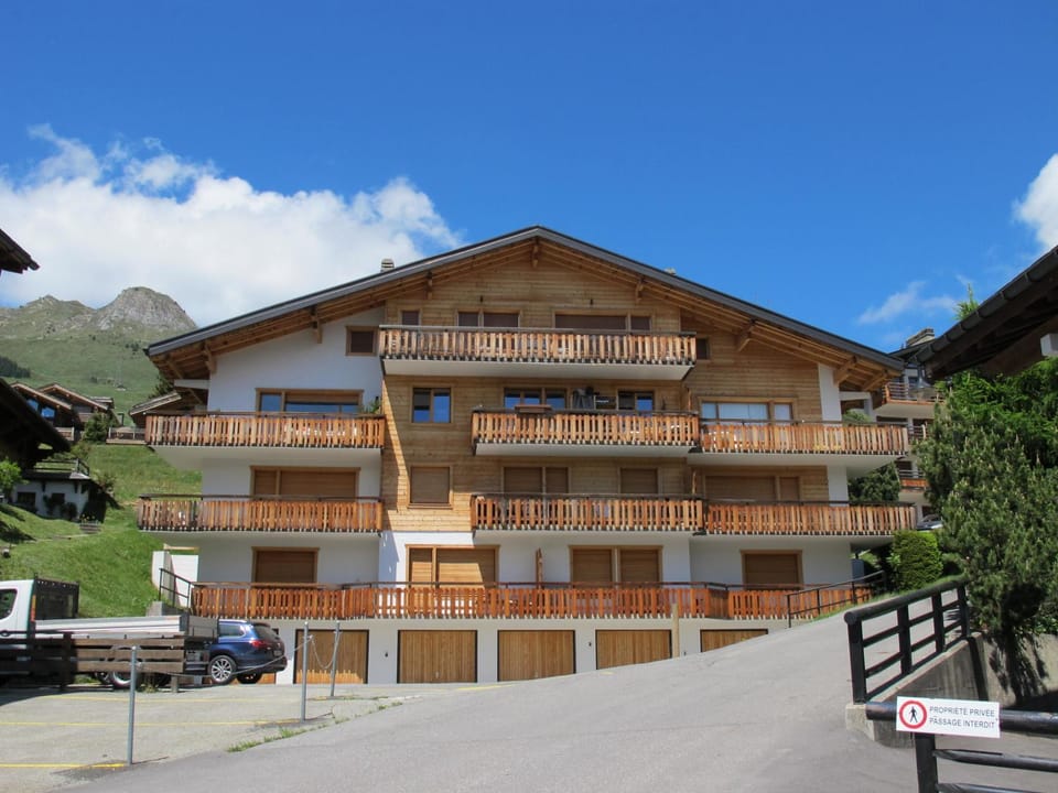 Residenz Le Stem 3 VERB111 Apartment in Riddes