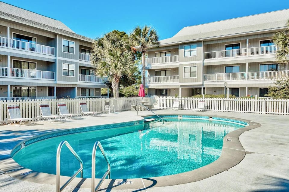 Beachwood Villas 6D- Beach Time Oasis House in South Walton County