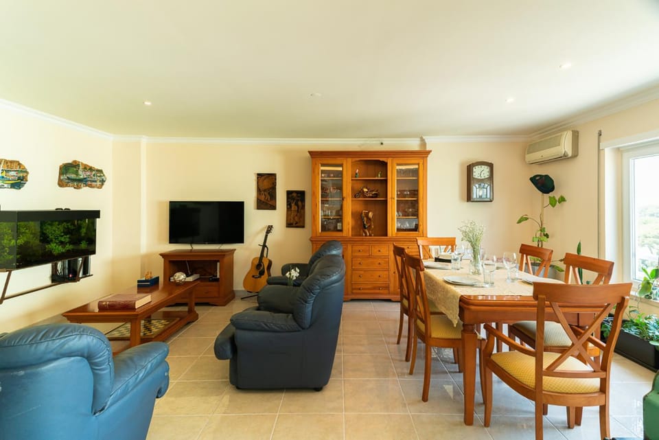 Communal lounge/ TV room, Photo of the whole room