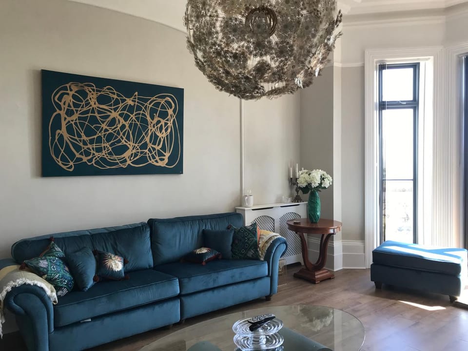 TV and multimedia, Living room, Seating area, Sea view