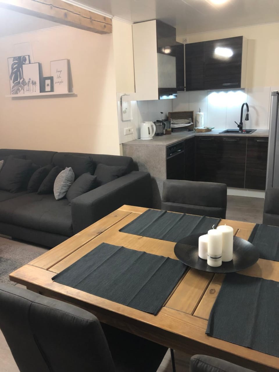 Living room, Seating area, Dining area