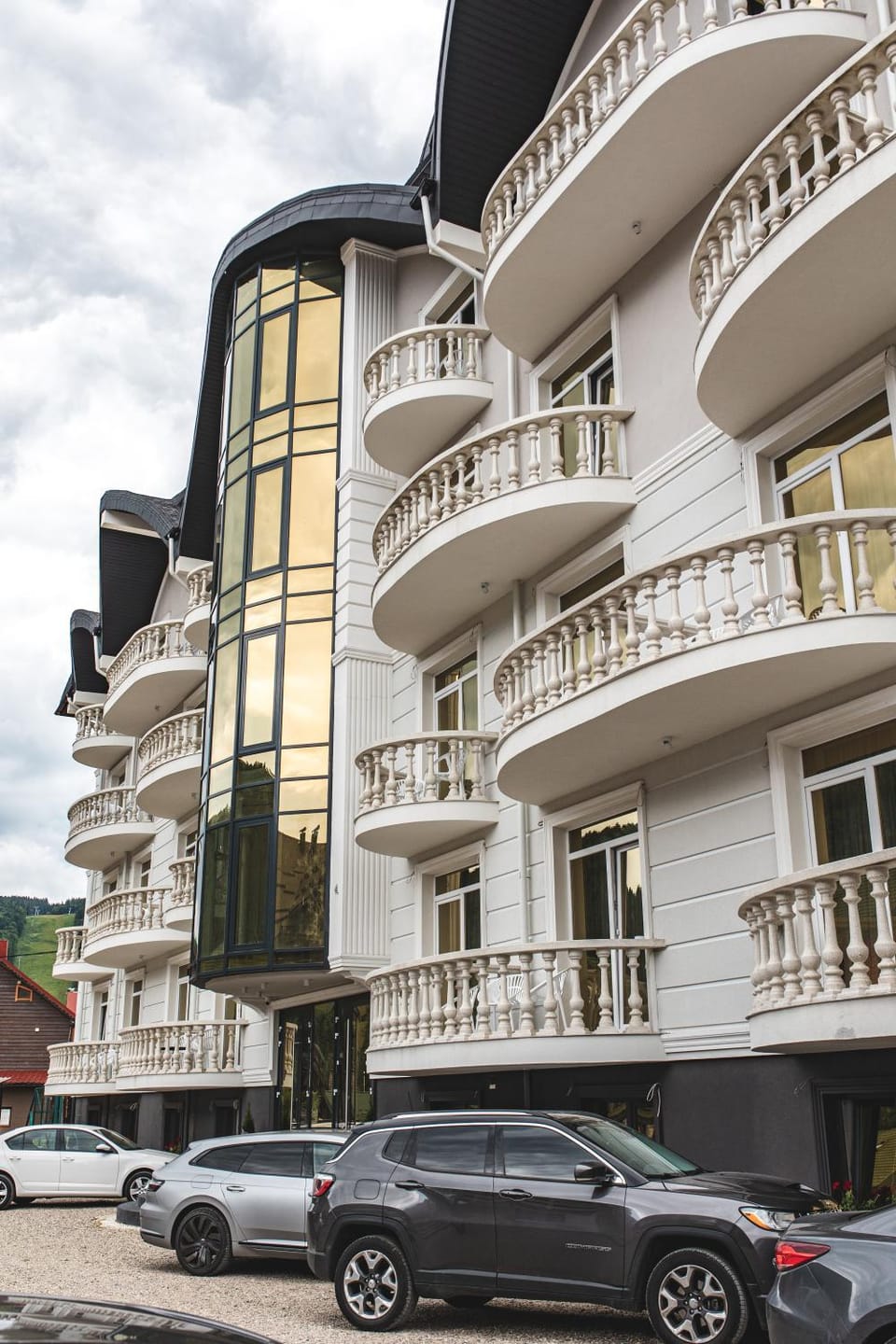 Day, Balcony/Terrace, Parking