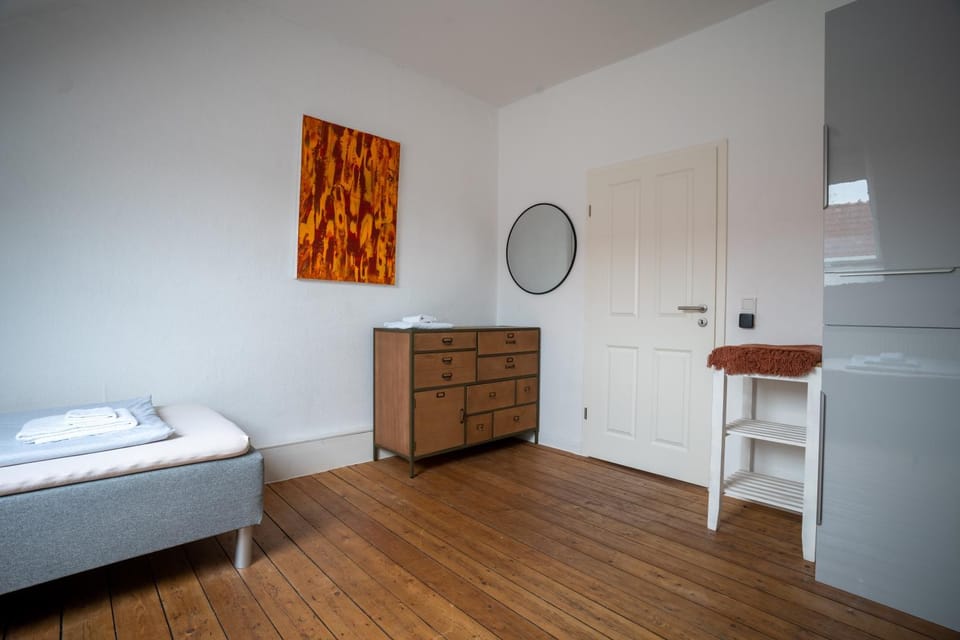 Stadtwohnungen Linden - Ferienwohnung im Dachgeschoss Apartment in Hanover