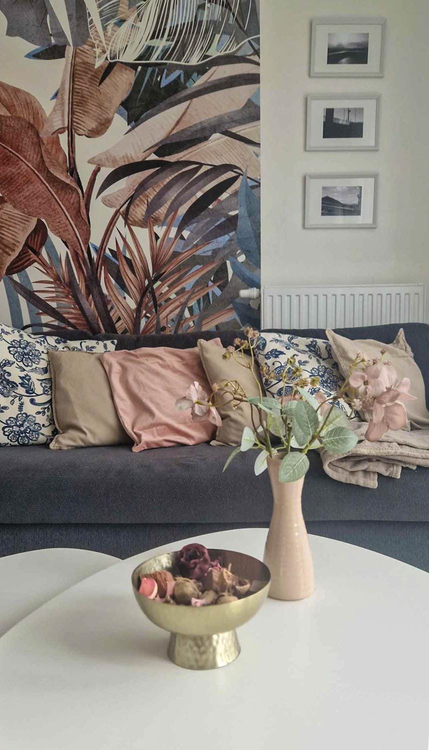 Living room, Decorative detail
