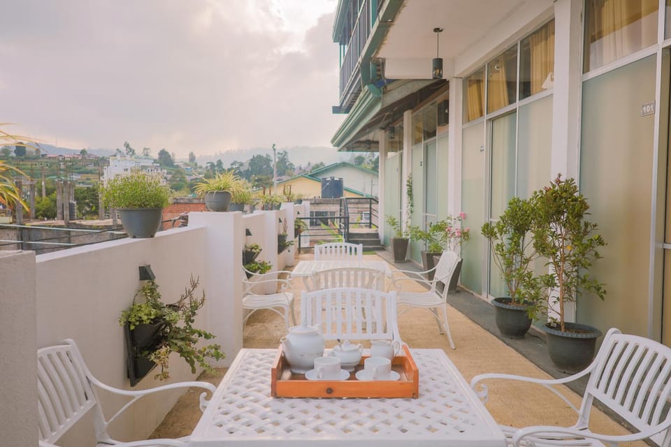 Property building, Seating area