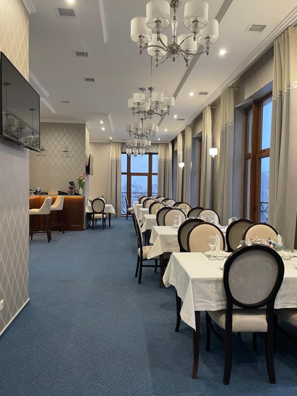 Restaurant/places to eat, Mountain view