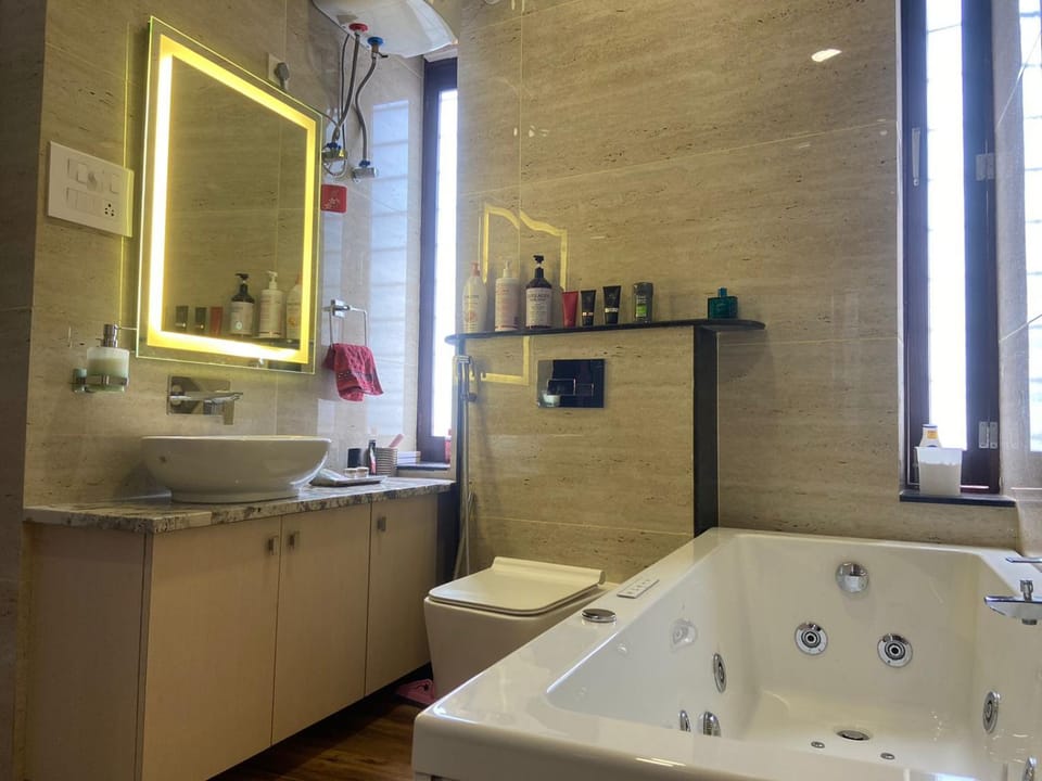 Bathroom, Bath