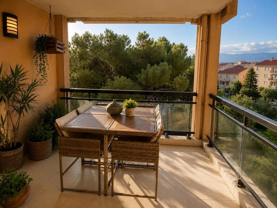 Plage, aperçu mer, piscine, climatisation Apartment in Cannes