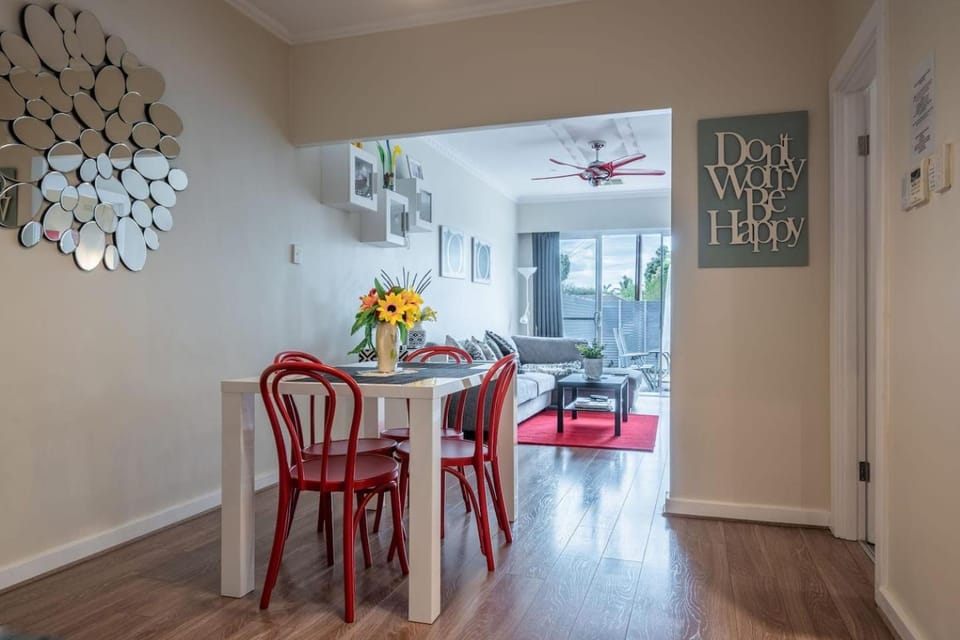 Living room, Dining area, Dinner