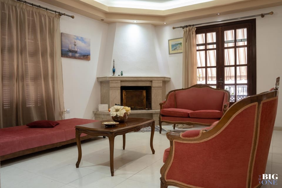 Living room, flat iron