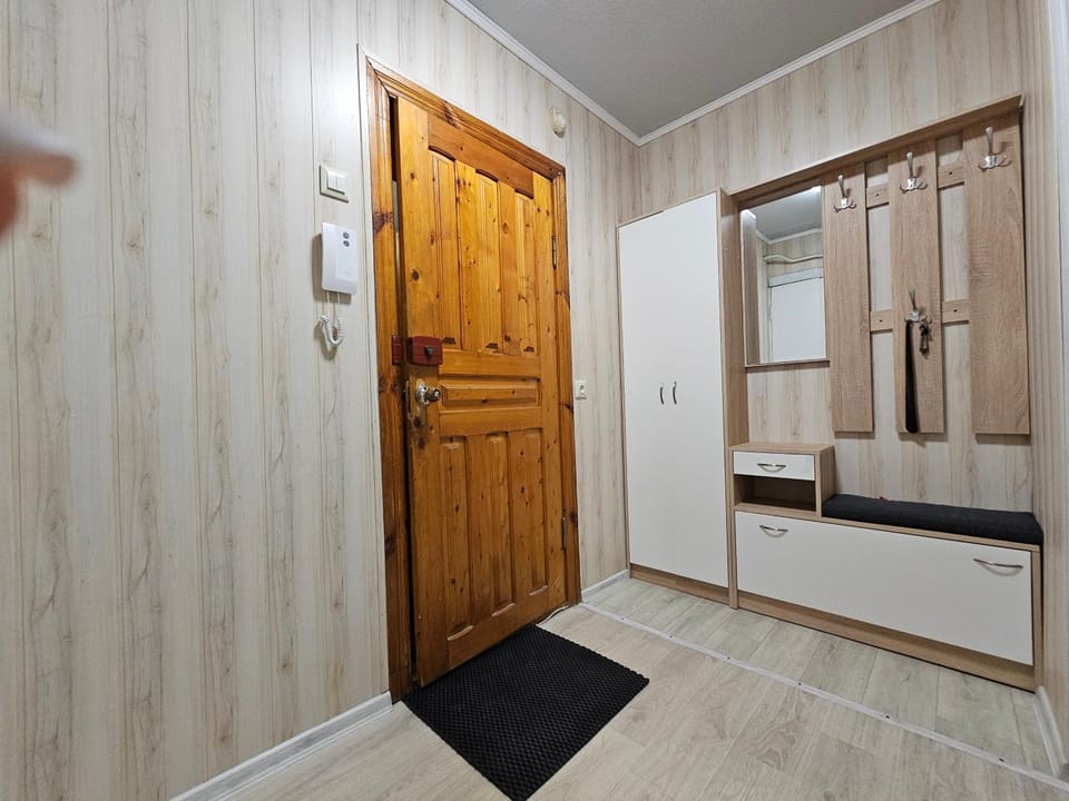 Уютная квартира на Тверская 5, пр Правды, клиника Рохманова Apartment in Dnipro