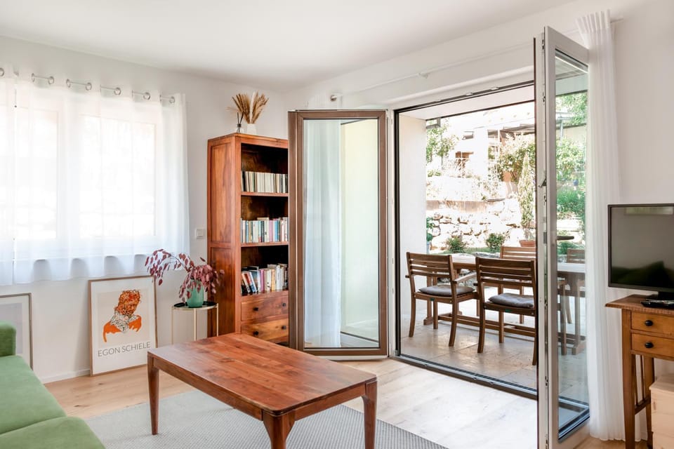 Ferienwohnung`Akazie` mit Terrasse auf dem Bodanrück Apartment in Radolfzell
