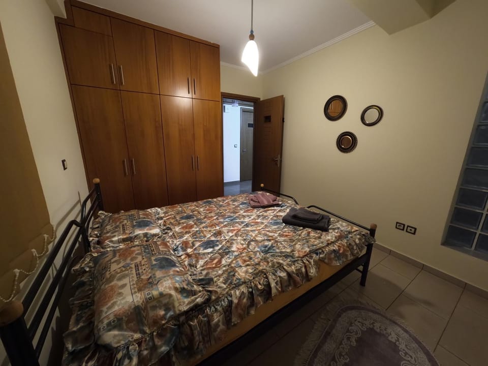 Bed, Bedroom, wardrobe
