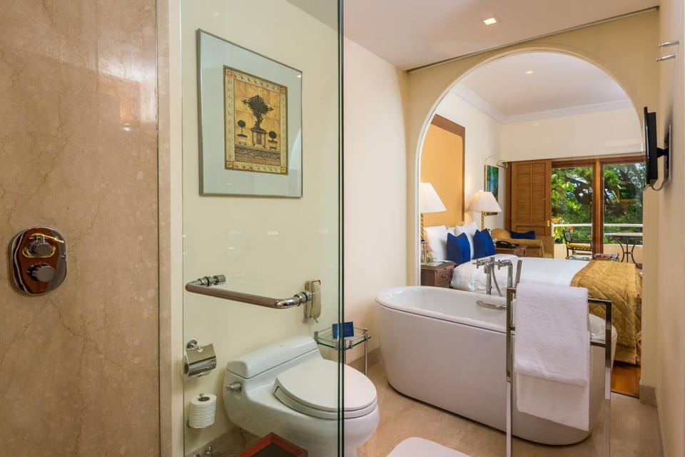 Bathroom, Bath