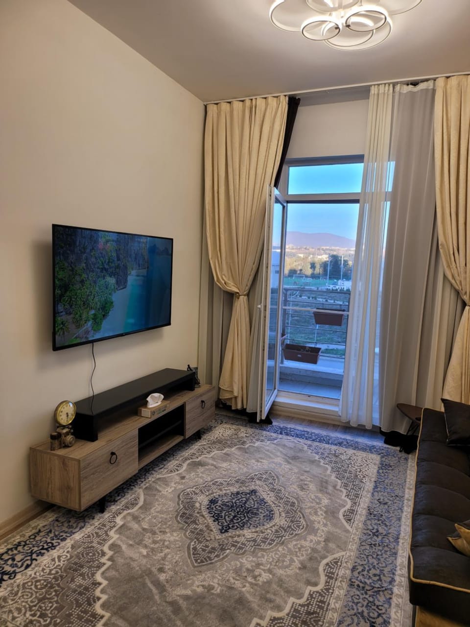 TV and multimedia, Seating area