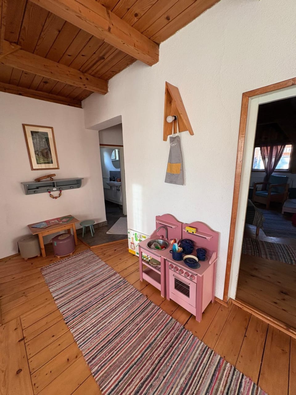 Casa Bucataria Fonix Bed and Breakfast in Romania