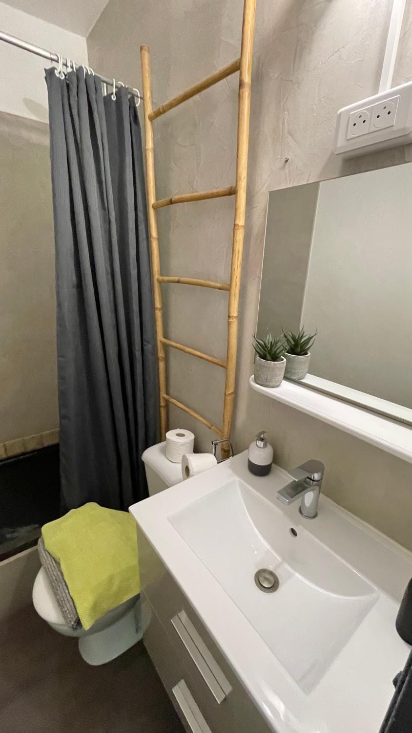 Studio Cocooning hauteur de Saint-Raphaël Apartment in Saint-Raphael